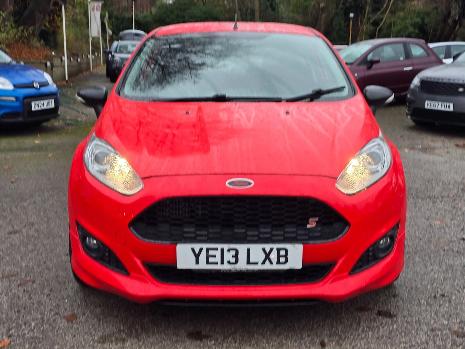 Used Ford Fiesta 2013 for sale - 76664418: Photo 2