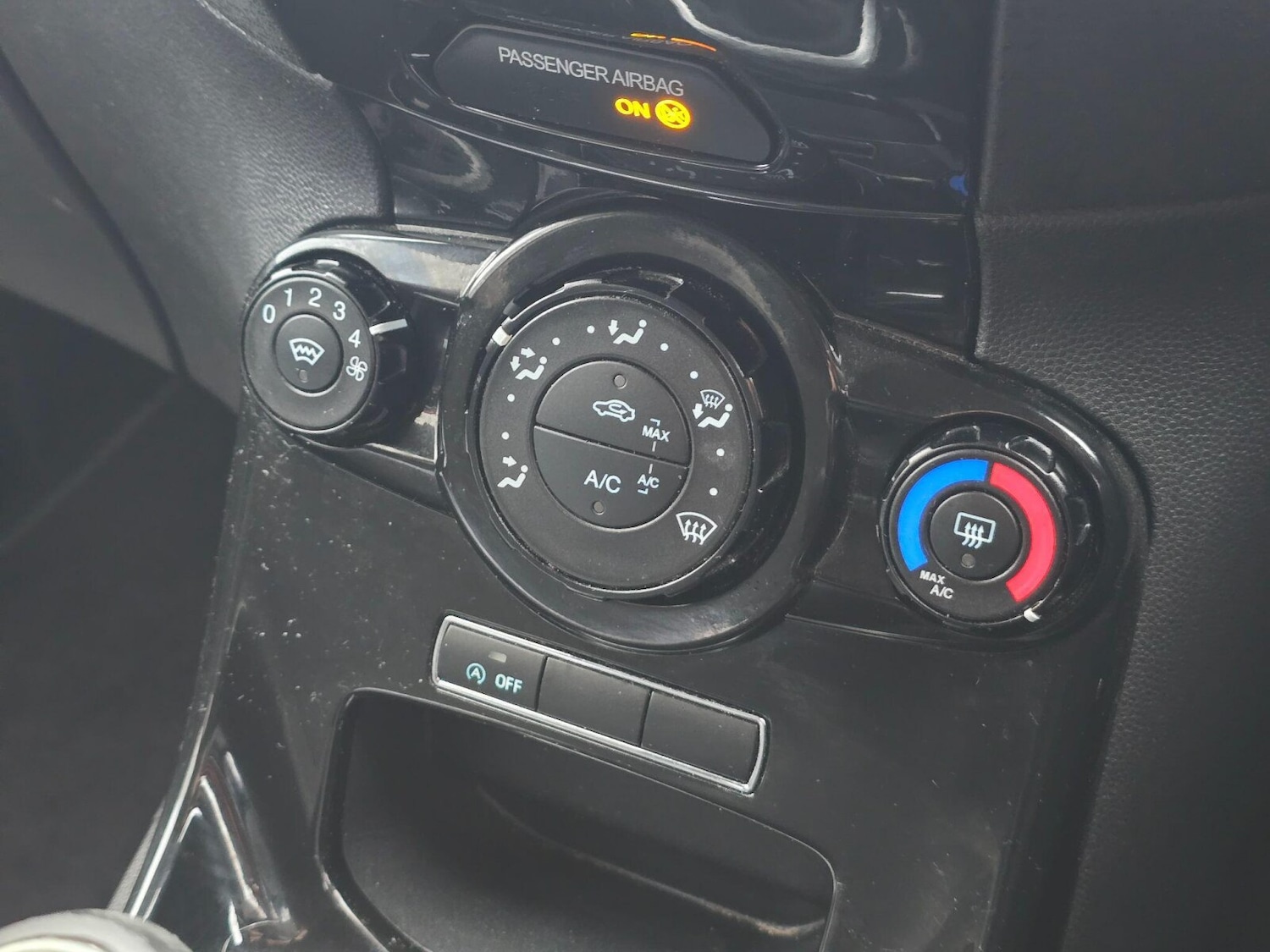 Used Ford Fiesta 2013 for sale - 76664418: Photo 22