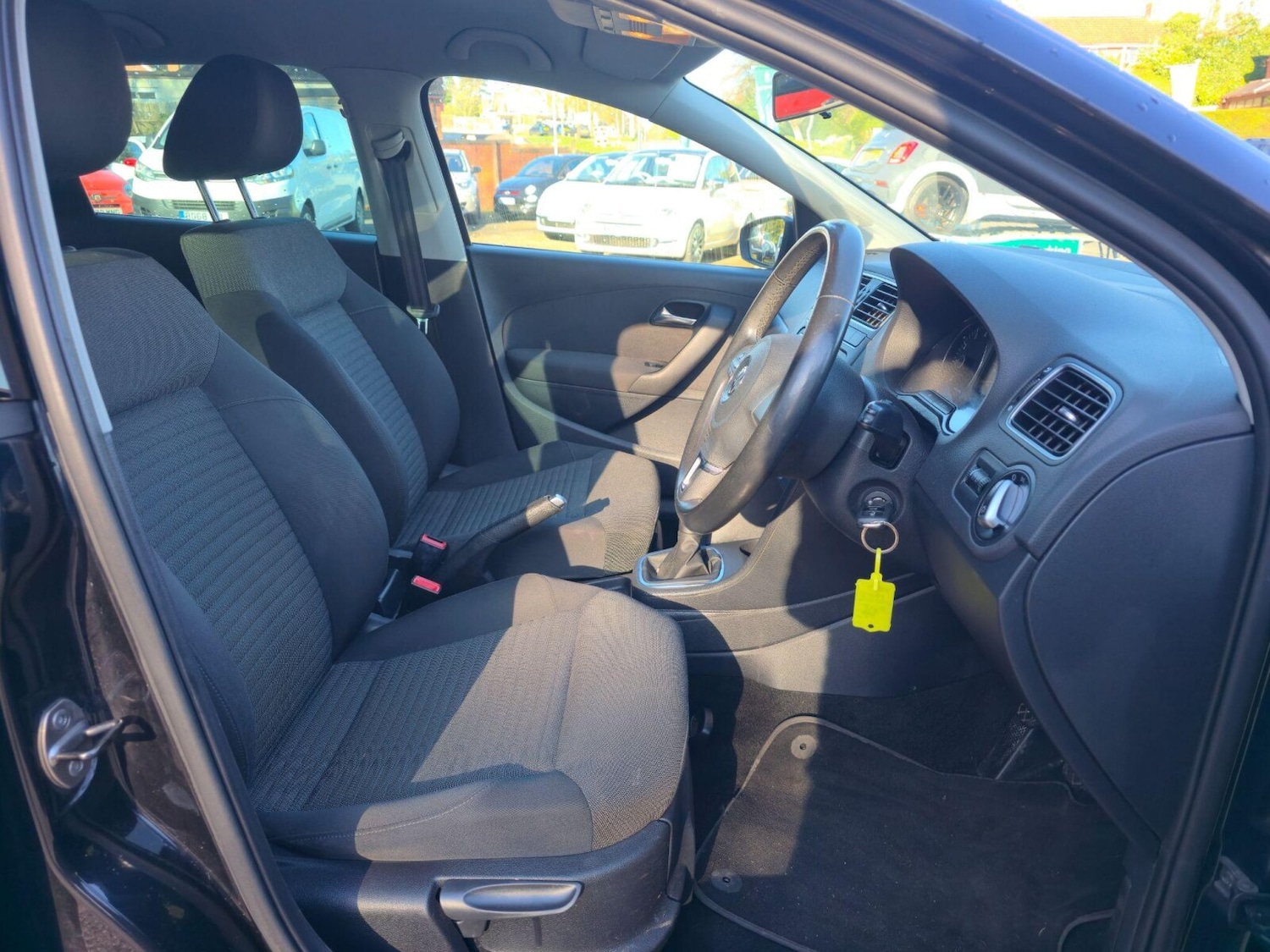 Used Volkswagen Polo 2011 for sale - 78137015: Photo 17