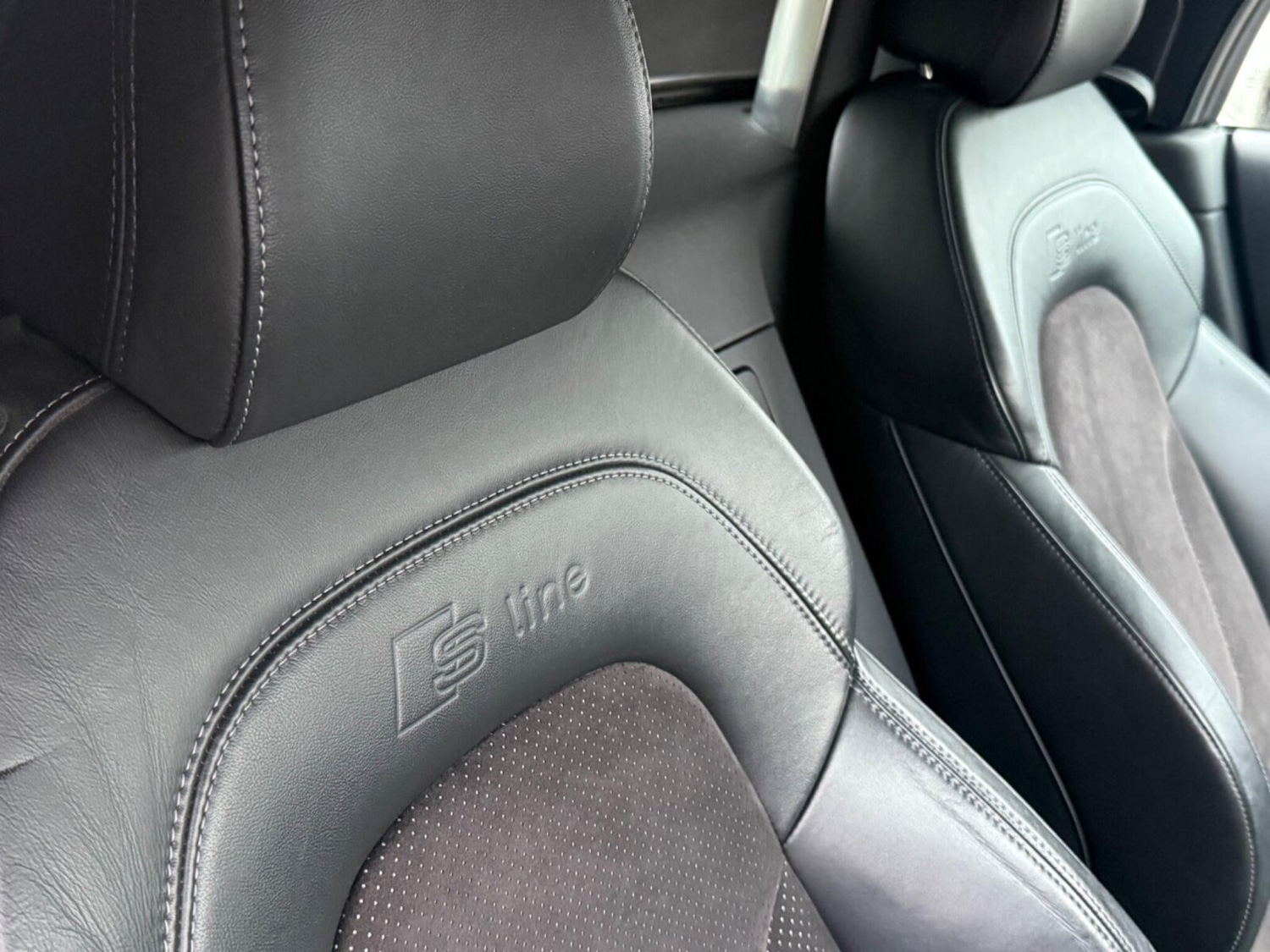 Used Audi TT 2010 for sale - 77560621: Photo 19