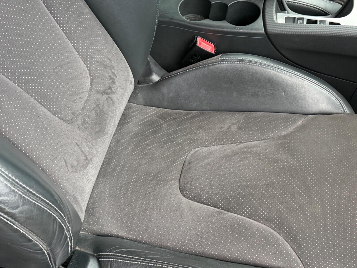 Used Audi TT 2010 for sale - 77560621: Photo 24