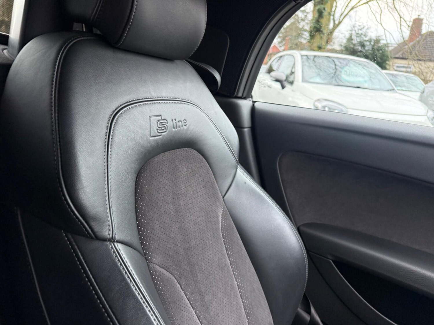 Used Audi TT 2010 for sale - 77560621: Photo 30