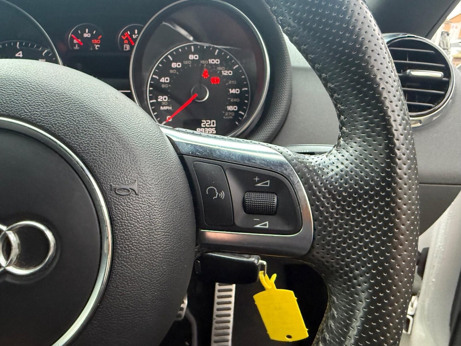 Used Audi TT 2010 for sale - 77560621: Photo 31