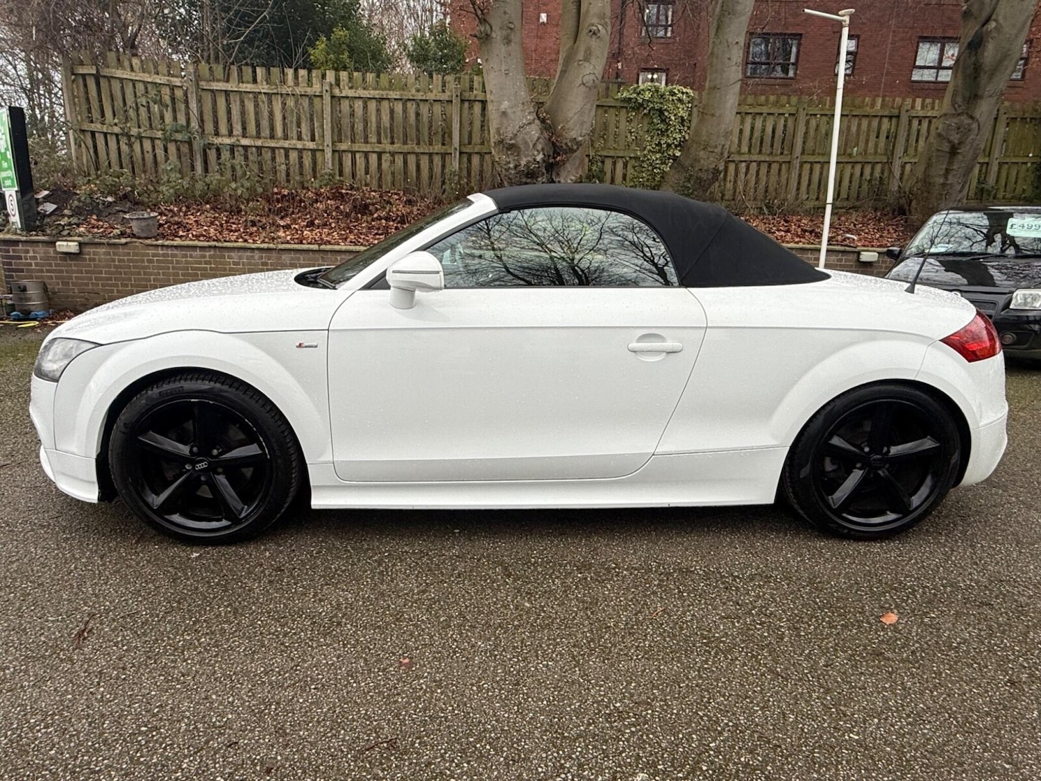 Used Audi TT 2010 for sale - 77560621: Photo 9