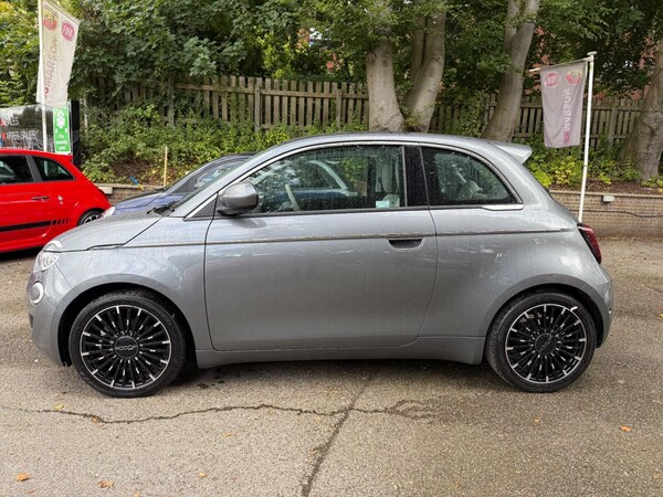 Used Fiat 500e 2022 for sale - 76003557: Photo 9