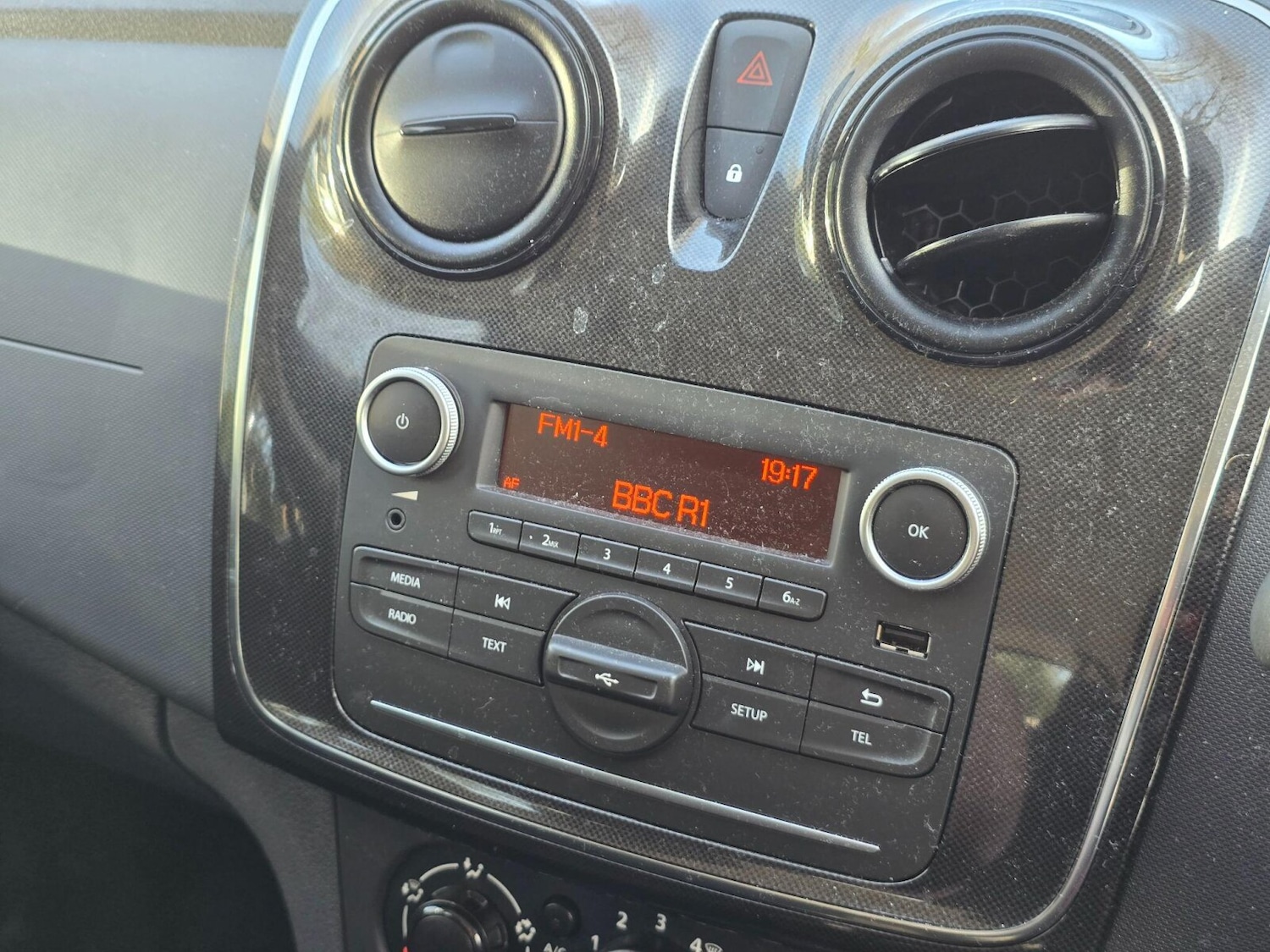 Used Dacia Sandero 2018 for sale - 78165691: Photo 37