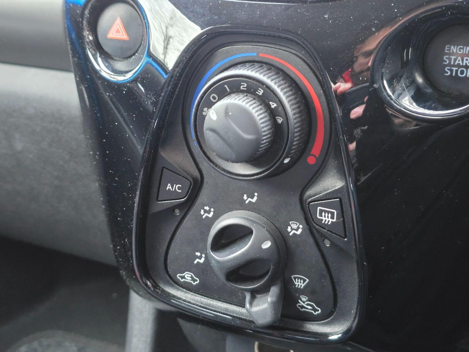 Used Peugeot 108 2017 for sale - 76780336: Photo 26