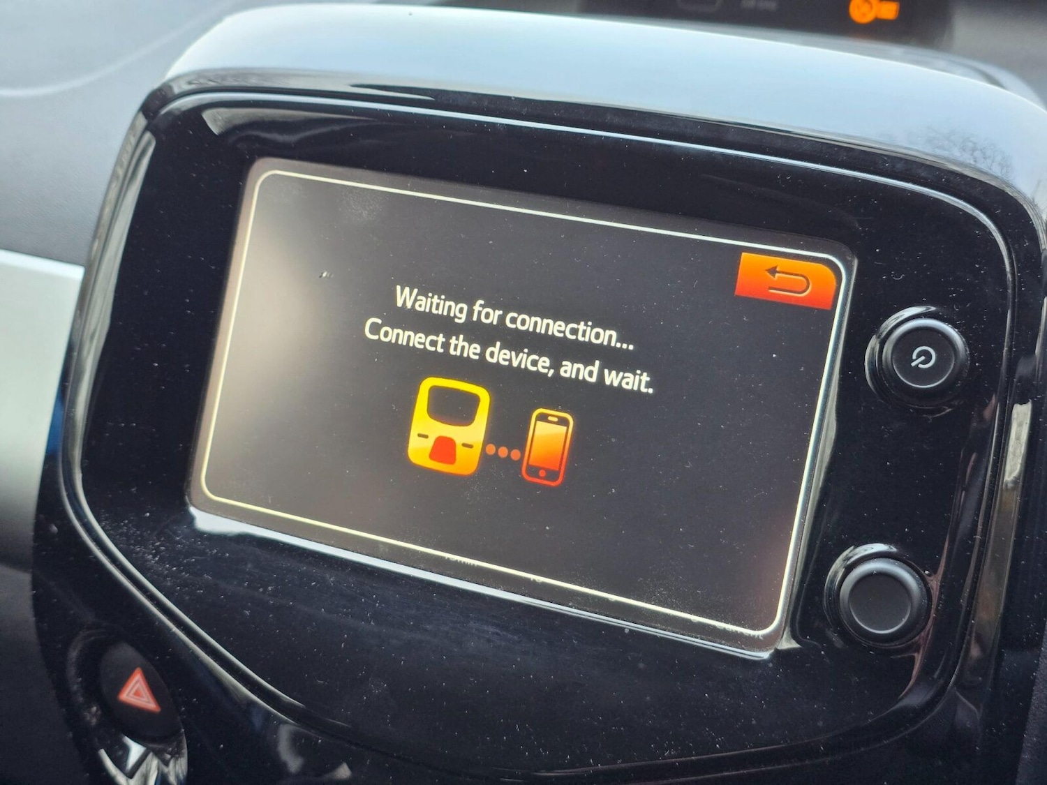 Used Peugeot 108 2017 for sale - 76780336: Photo 34