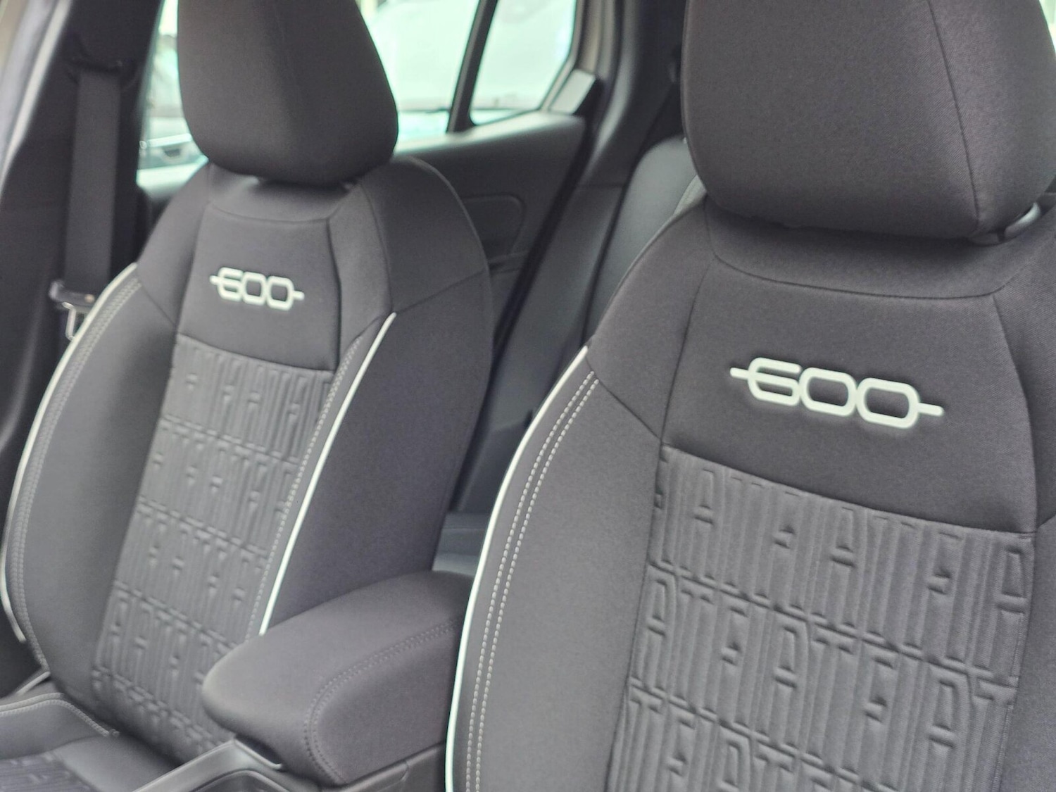 Used Fiat 600 2025 for sale - 76966541: Photo 50