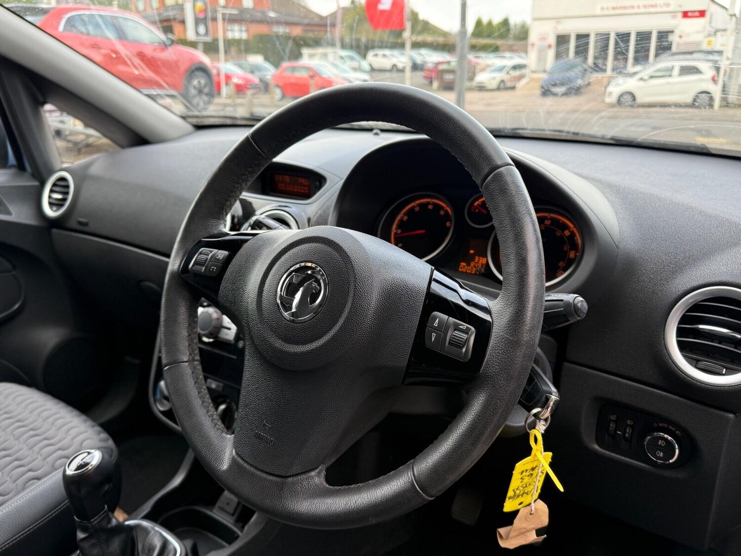 Used Vauxhall Corsa 2013 for sale - 76183900: Photo 18