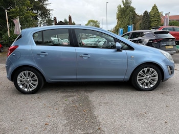 Used Vauxhall Corsa 2013 for sale - 76183900: Photo 2