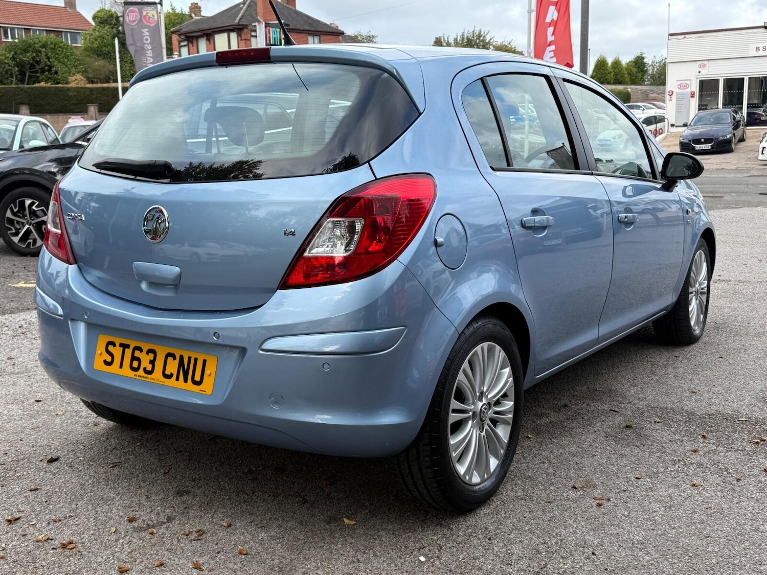 Used Vauxhall Corsa 2013 for sale - 76183900: Photo 3