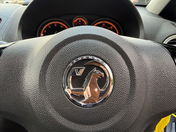 Used Vauxhall Corsa 2013 for sale - 76183900: Photo 30
