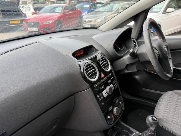 Used Vauxhall Corsa 2013 for sale - 76183900: Photo 37
