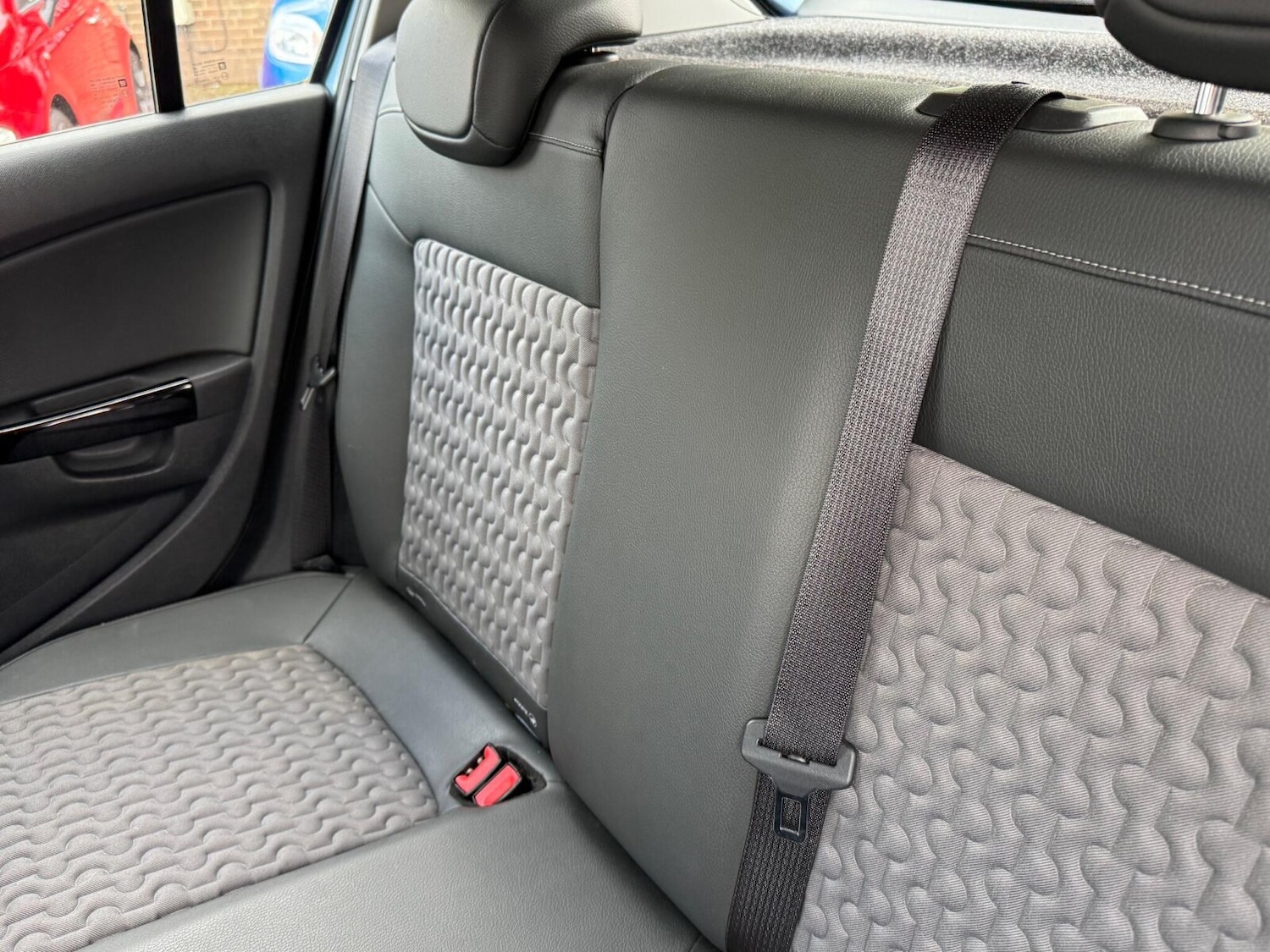 Used Vauxhall Corsa 2013 for sale - 76183900: Photo 39