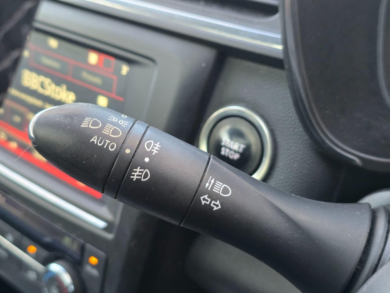 Used Renault Kadjar 2017 for sale - 77164160: Photo 27