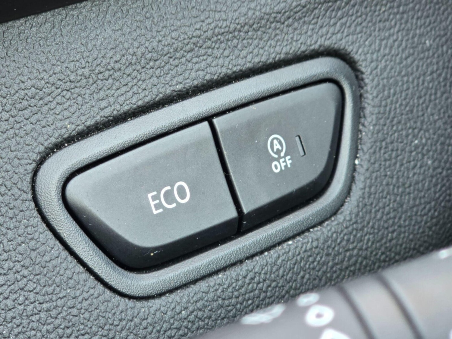 Used Renault Kadjar 2017 for sale - 77164160: Photo 29