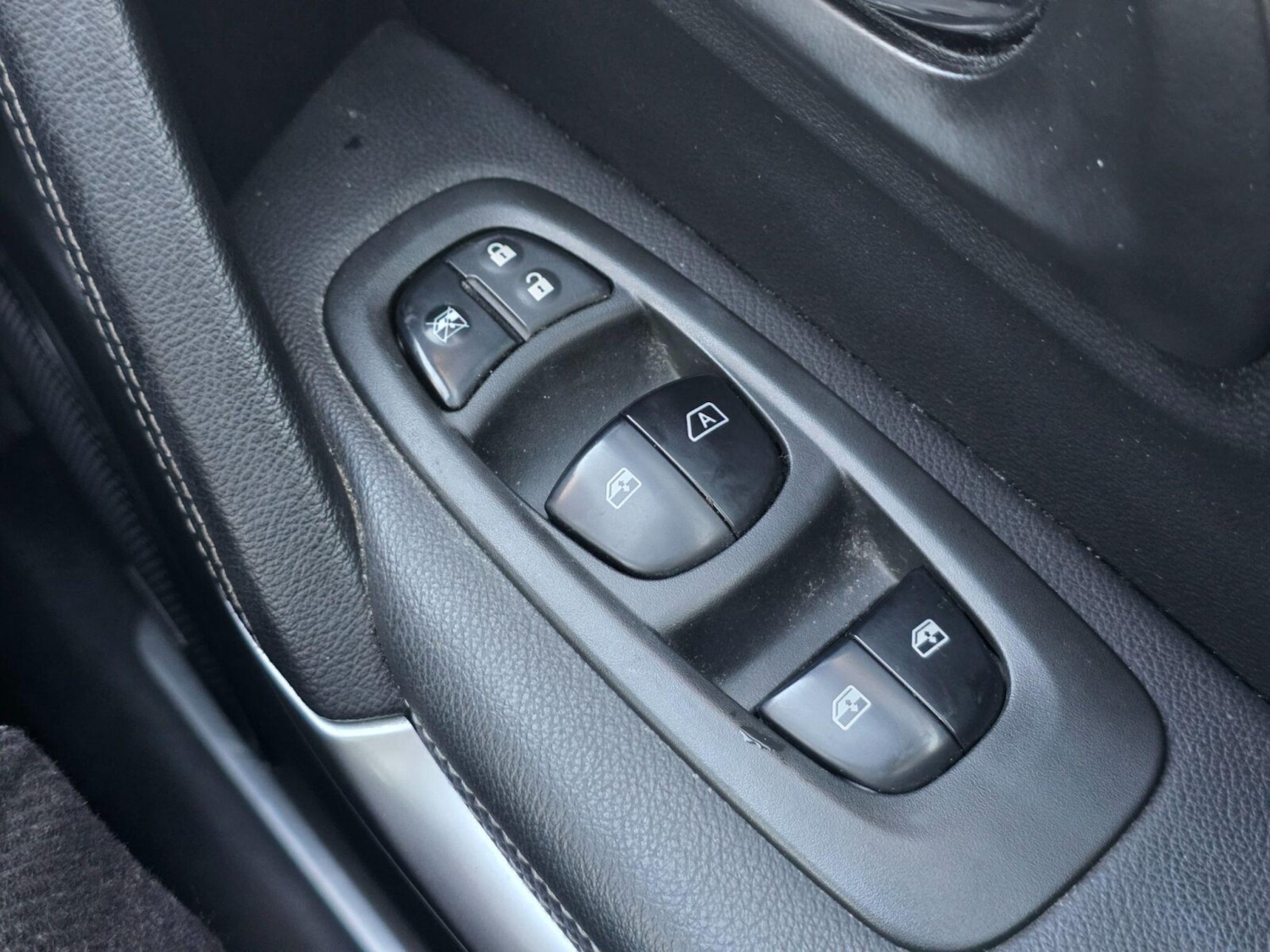 Used Renault Kadjar 2017 for sale - 77164160: Photo 31