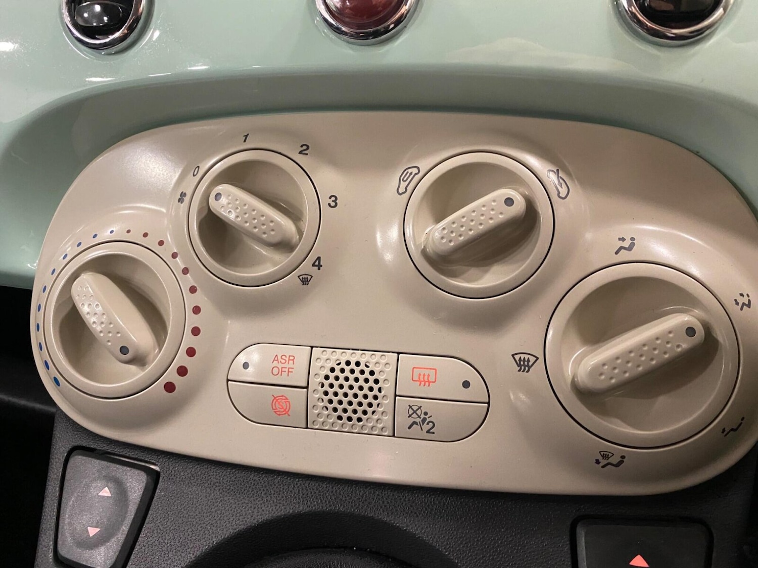 Used Fiat 500 2015 for sale - 77917962: Photo 33