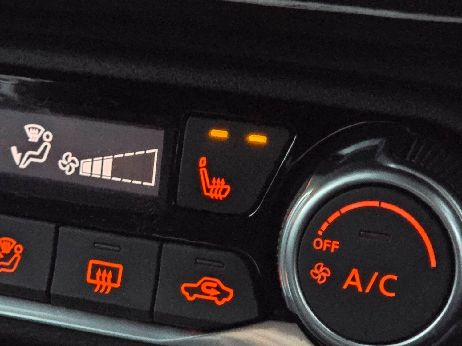 Used Nissan Juke 2023 for sale - 76757936: Photo 31