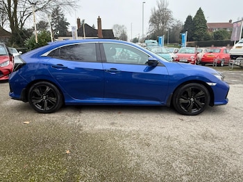Used Honda Civic 2019 for sale - 77353717: Photo