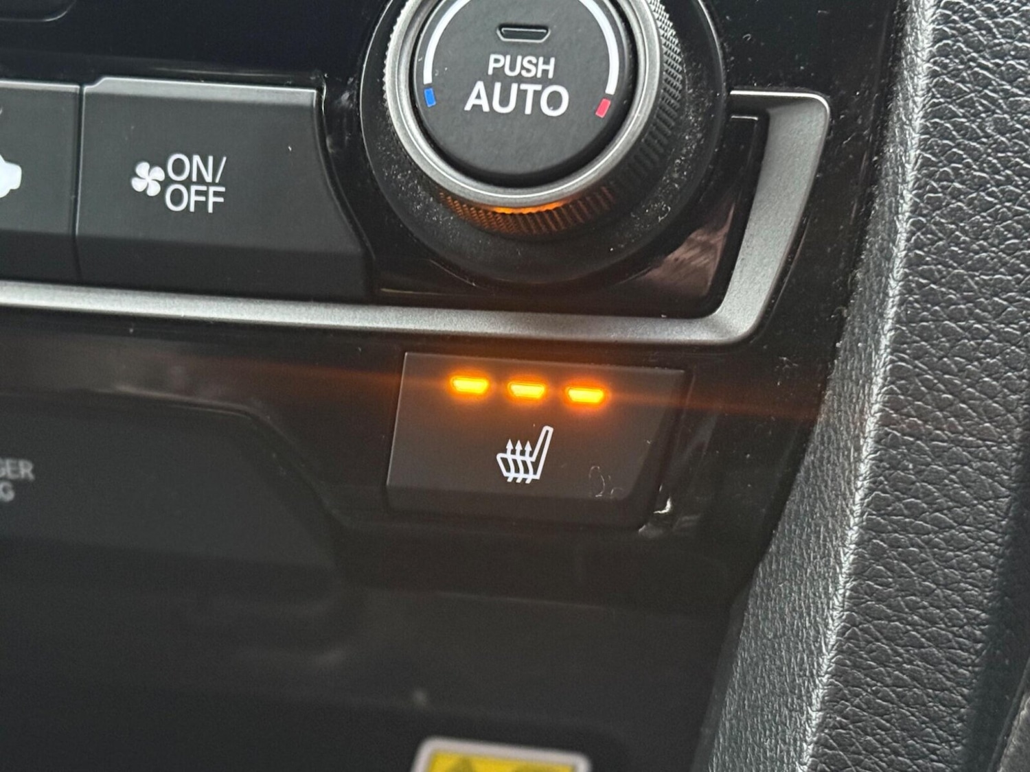 Used Honda Civic 2019 for sale - 77353717: Photo 30