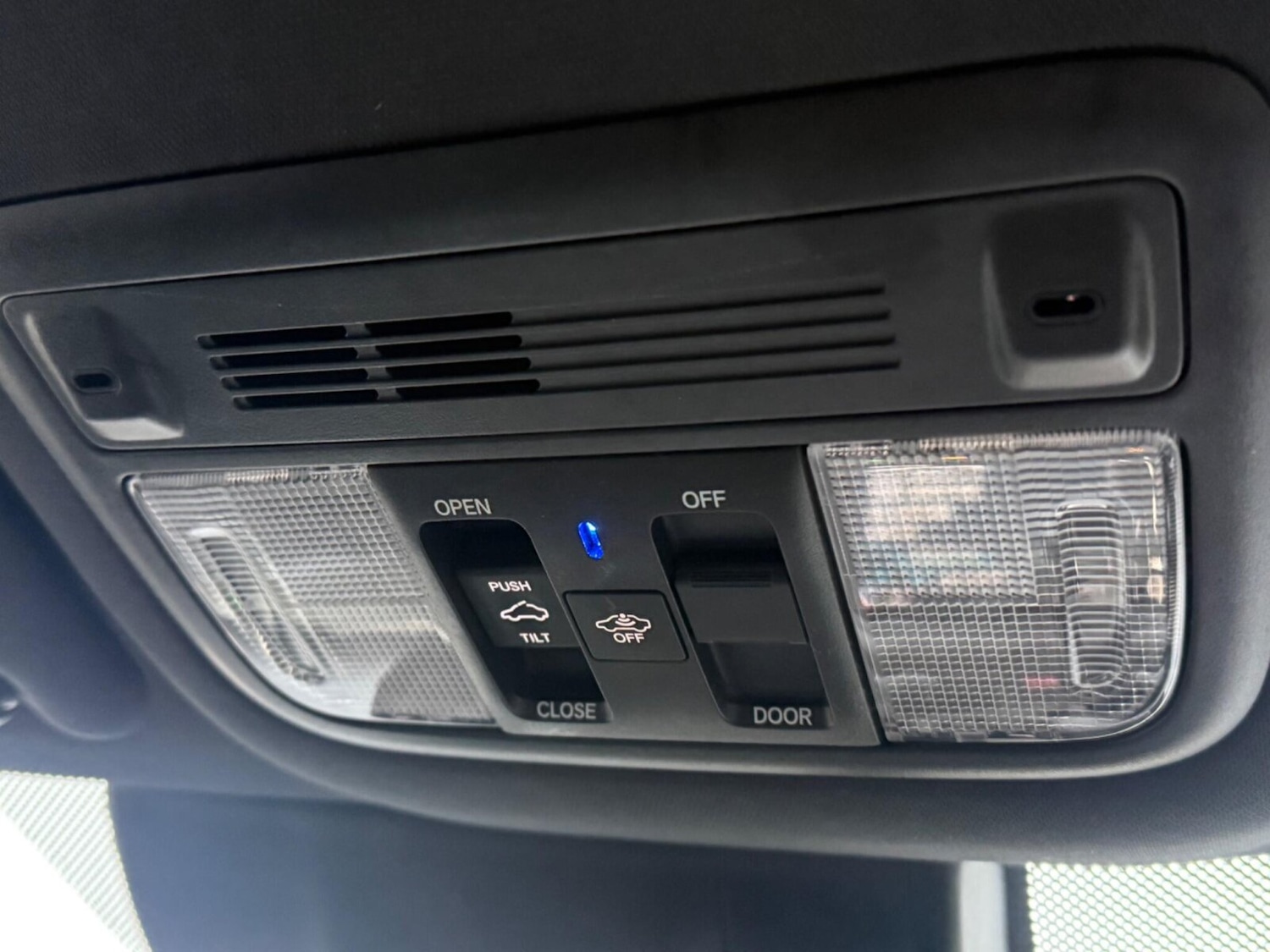 Used Honda Civic 2019 for sale - 77353717: Photo 32