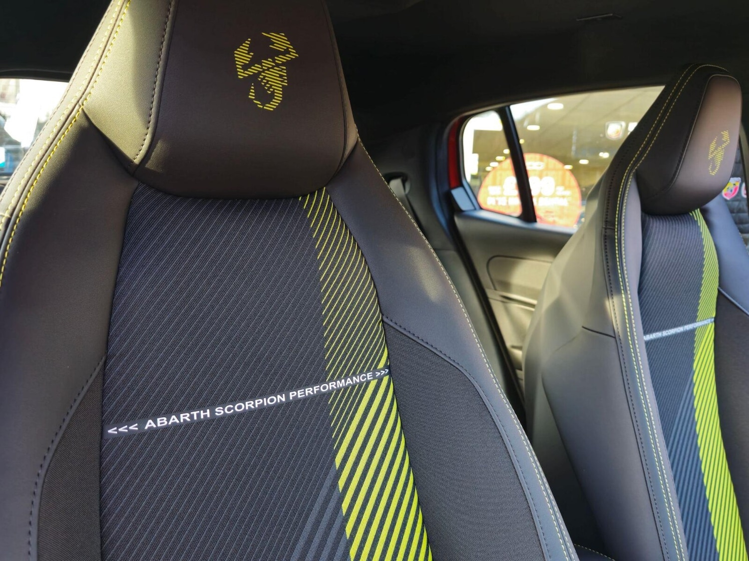 Used Abarth 600e for sale - 76615253: Photo 22