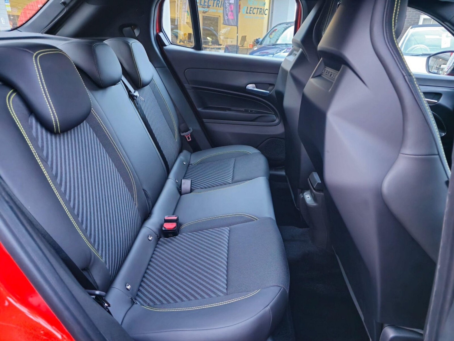 Used Abarth 600e for sale - 76615253: Photo 61