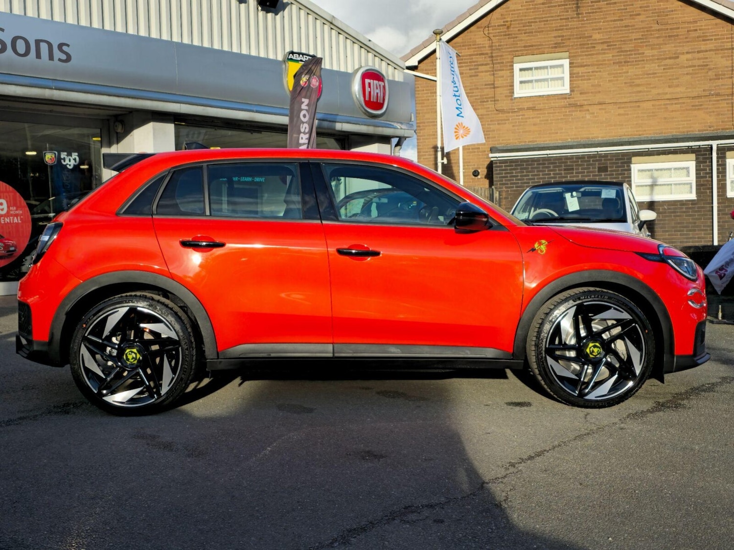 Used Abarth 600e for sale - 76615253: Photo 8