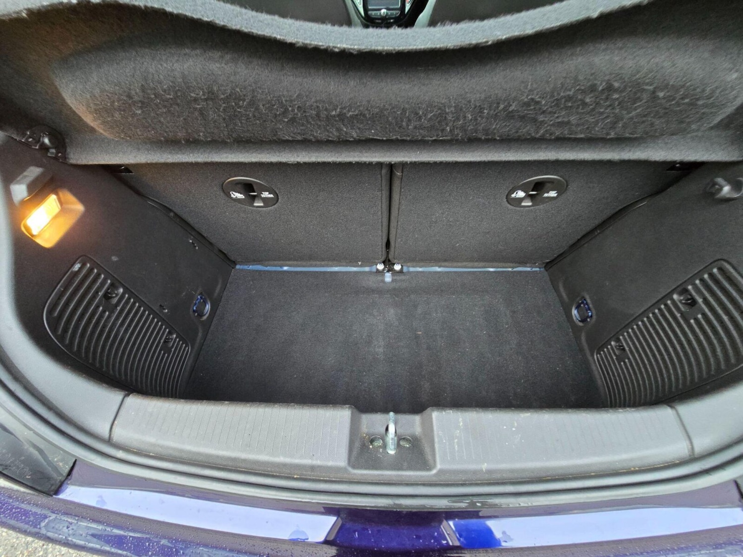 Used Vauxhall ADAM 2017 for sale - 77165521: Photo 37