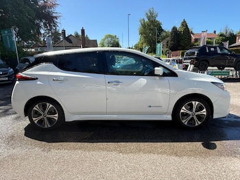 Used Nissan Leaf 2020 for sale - 78677994: Photo