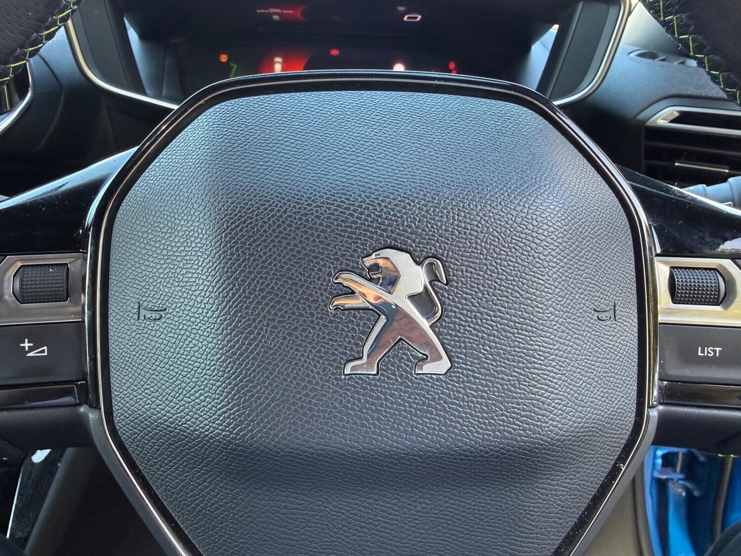 Used Peugeot 2008 2020 for sale - 76154813: Photo 27