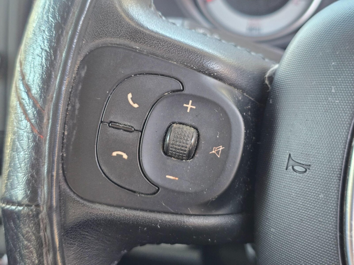 Used Fiat 500L 2013 for sale - 77942139: Photo 27