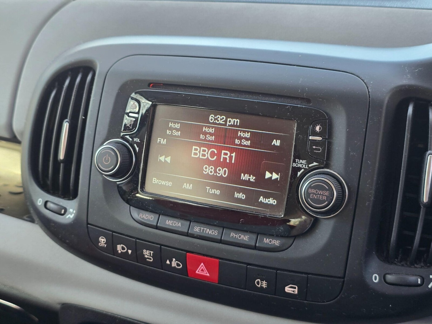 Used Fiat 500L 2013 for sale - 77942139: Photo 36