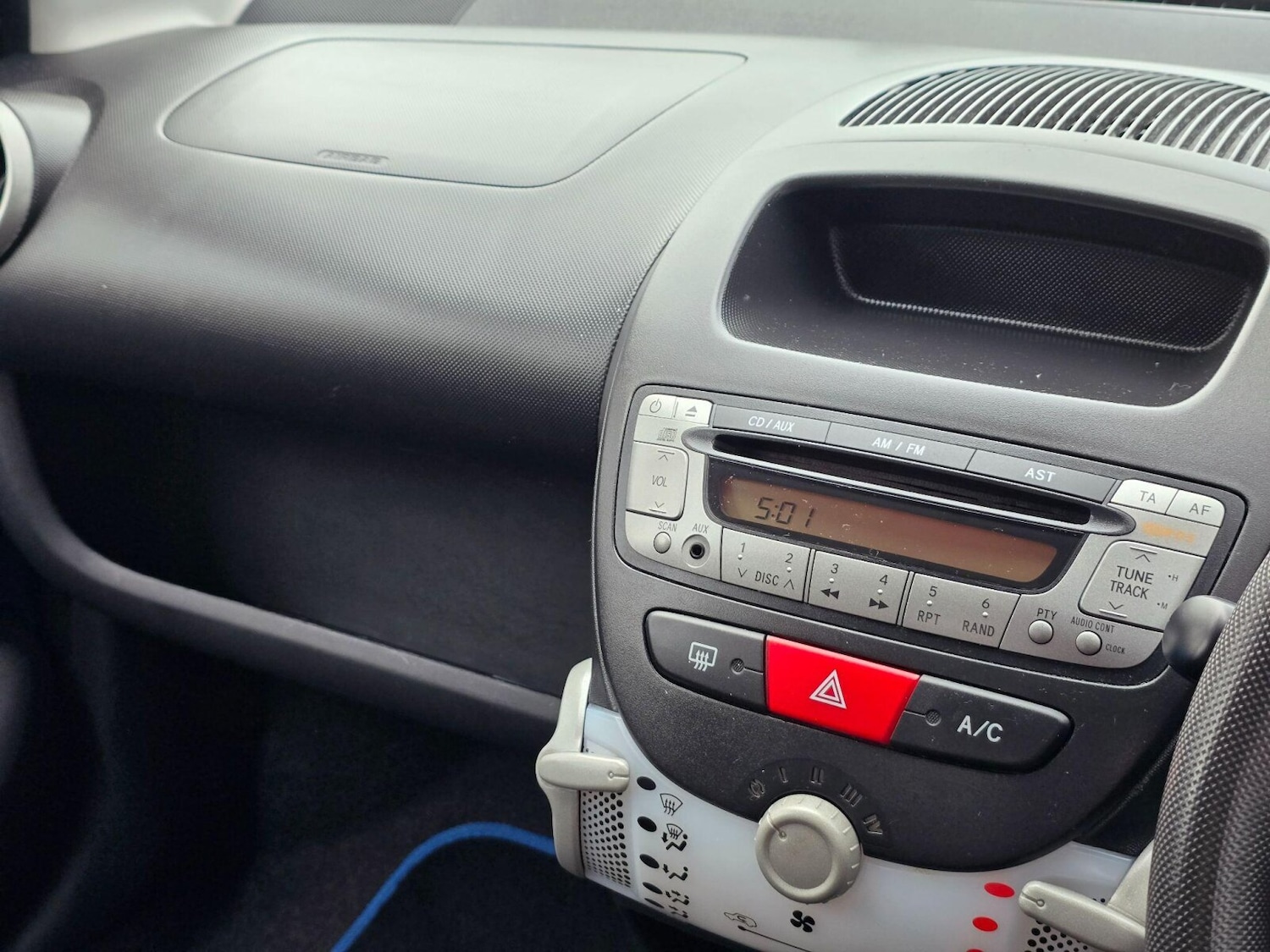 Used Peugeot 107 2012 for sale - 78123206: Photo 12