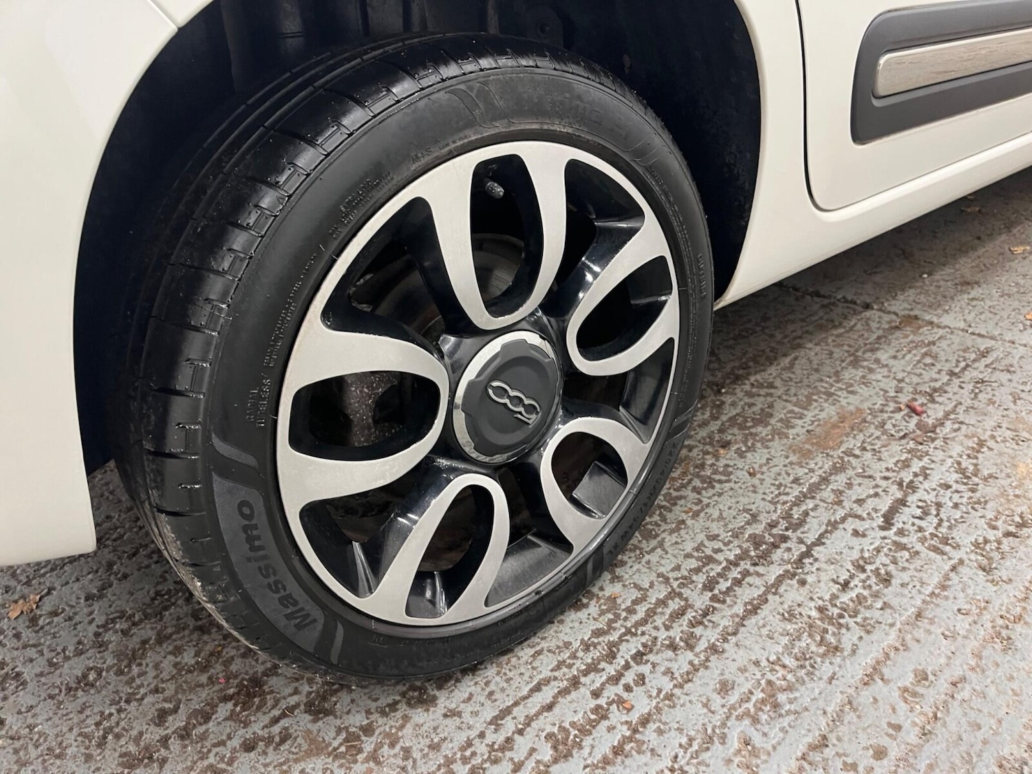 Used Fiat 500L 2013 for sale - 75894743: Photo 27