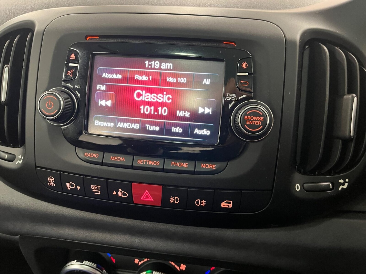 Used Fiat 500L 2013 for sale - 75894743: Photo 29