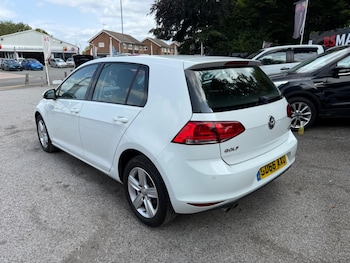 Used Volkswagen Golf 2016 for sale - 75537334: Photo