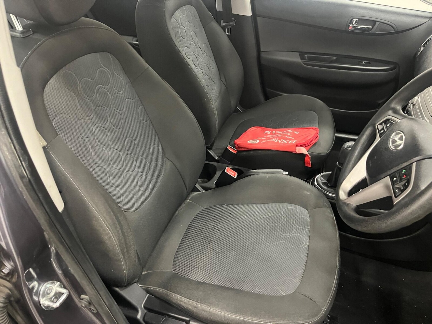 Used Hyundai i20 2011 for sale - 77457787: Photo 14