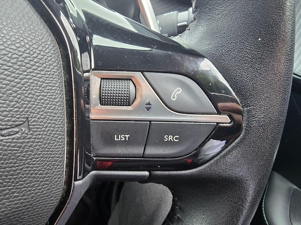 Used Peugeot 208 2020 for sale - 75443136: Photo 27