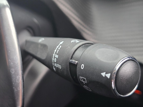 Used Peugeot 208 2020 for sale - 75443136: Photo 28