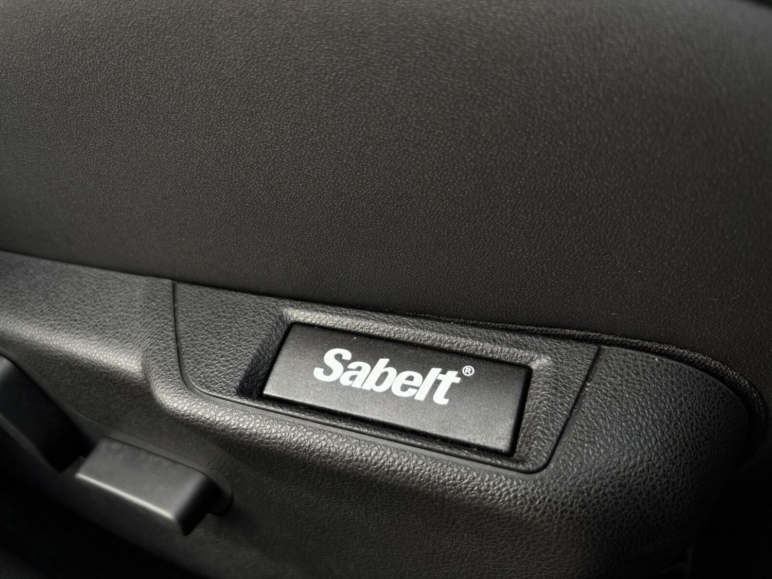 Used Abarth 600e 2025 for sale - 76344128: Photo 16