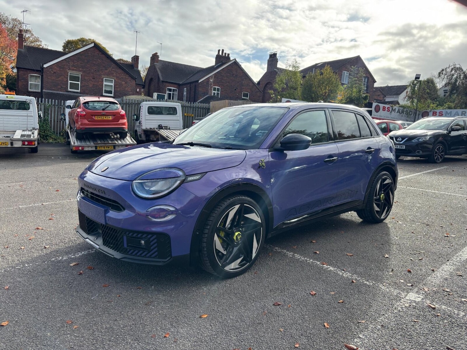 Used Abarth 600e 2025 for sale - 76344128: Photo 7
