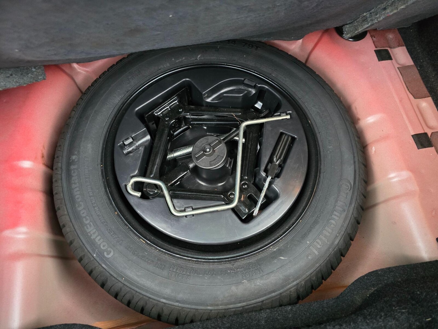 Used Ford Ka 2013 for sale - 76635584: Photo 27