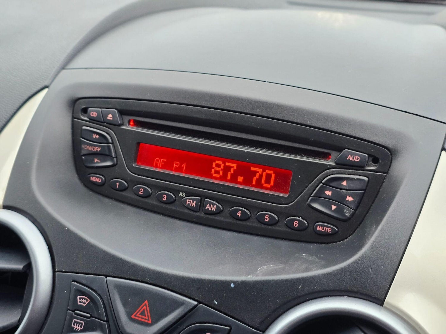 Used Ford Ka 2013 for sale - 76635584: Photo 28