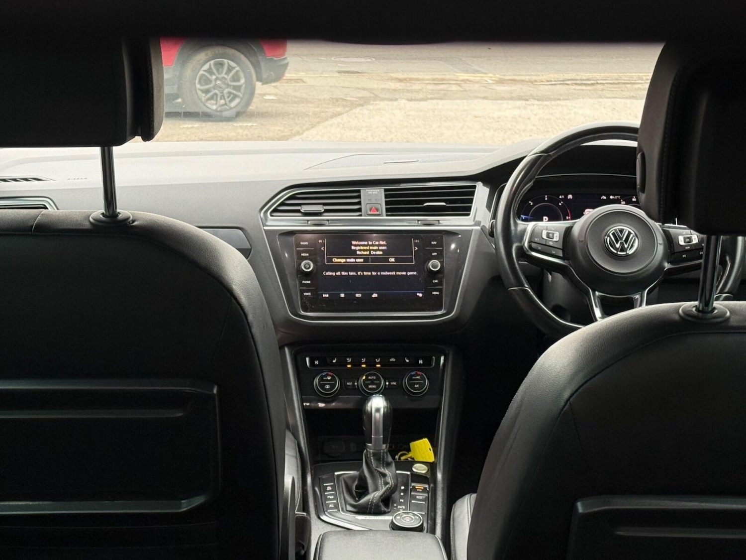 Used Volkswagen Tiguan 2019 for sale - 77600300: Photo 5