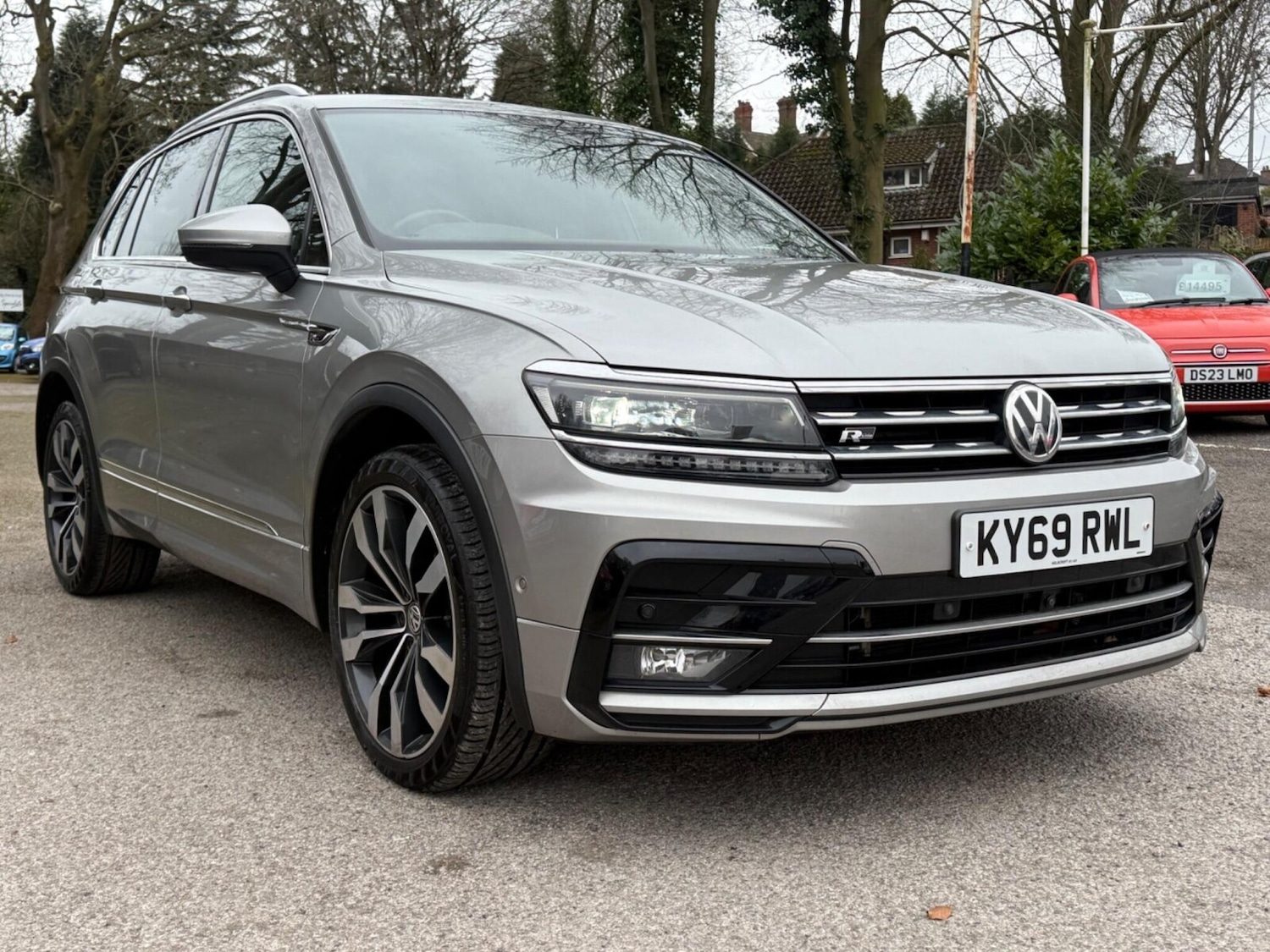Used Volkswagen Tiguan 2019 for sale - 77600300: Photo 9