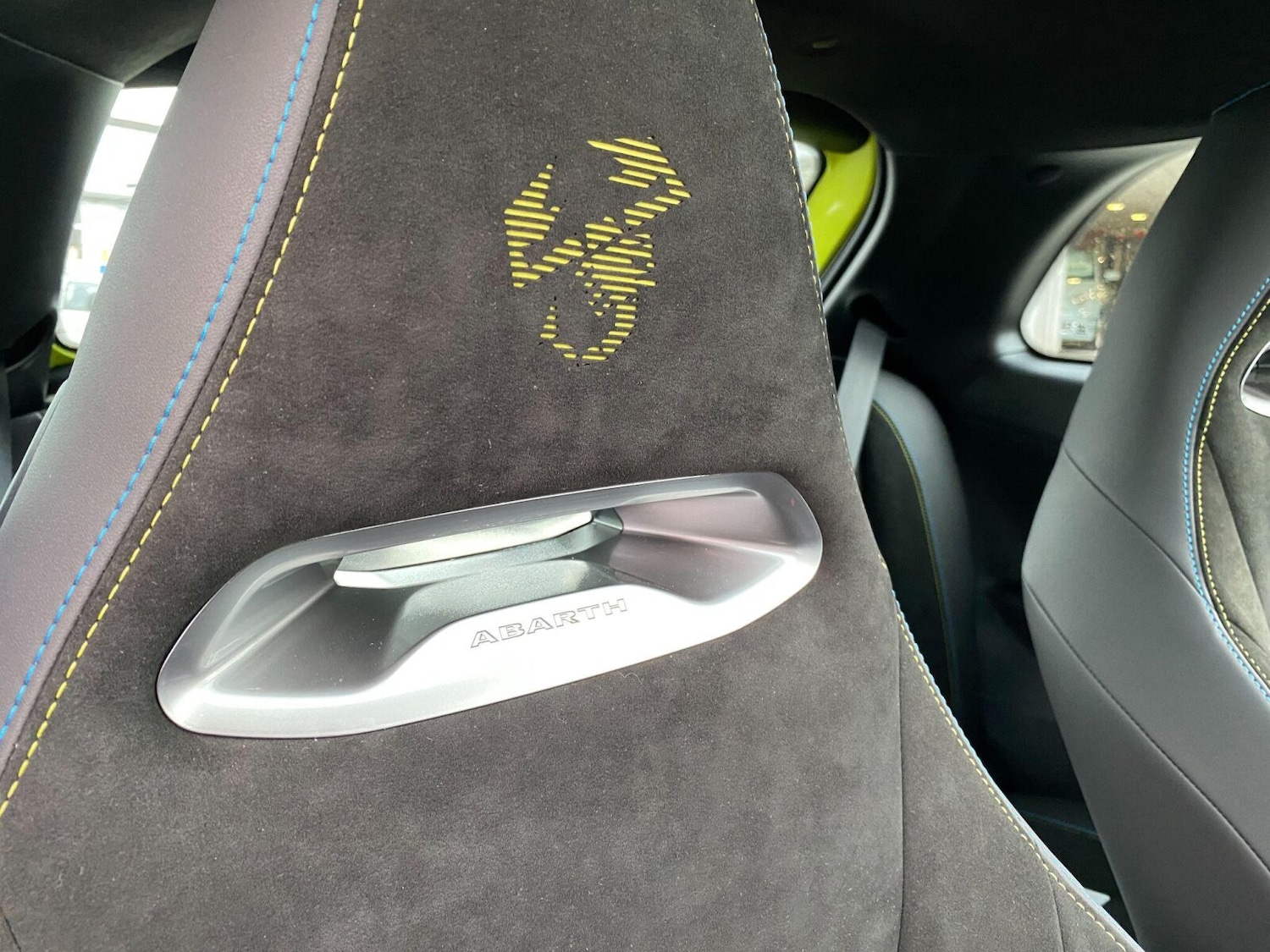 Used Abarth 500 2024 for sale - 76355232: Photo 11