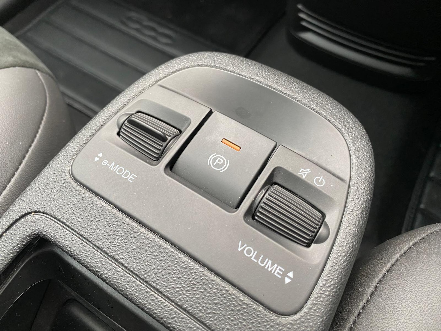 Used Abarth 500 2024 for sale - 76355232: Photo 17